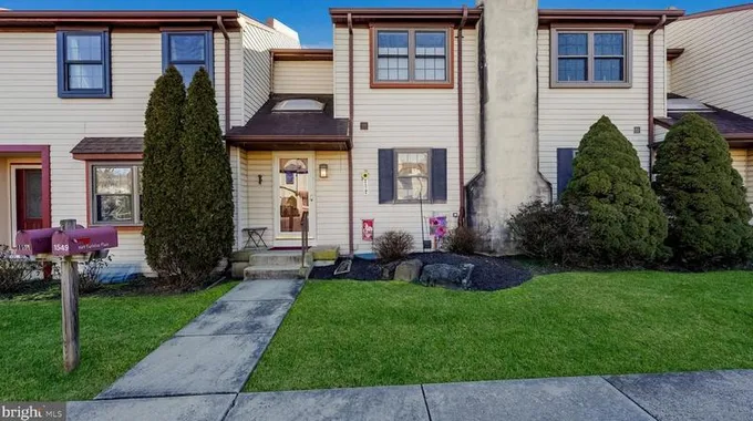 1549 Tarleton Pl, Warminster, PA 18974 - MLS PABU2064400 for Sale