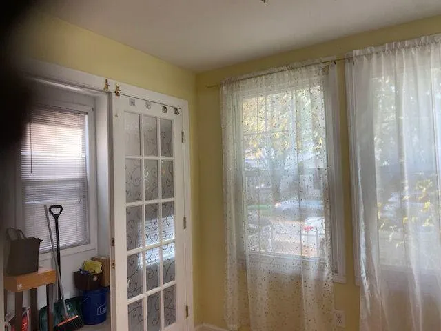 Rental listing in Richmond Hill, Queens. Contact the landlord or property manager direct about rental.