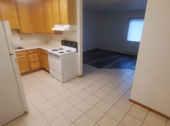 1716 La Cres St unit 82 - La Crosse, WI 54603 - Home For Rent