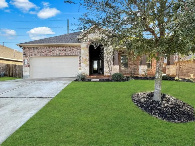 123 Headwaters Drive, Bastrop, TX 78602 for Sale