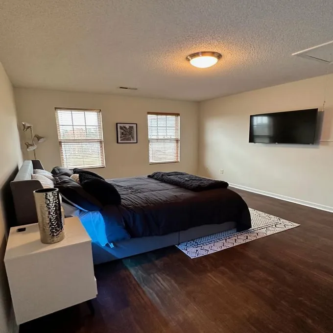 Rental listing in Winston-Salem, Forsyth (Winston-Salem). Contact the landlord or property manager direct about rental.