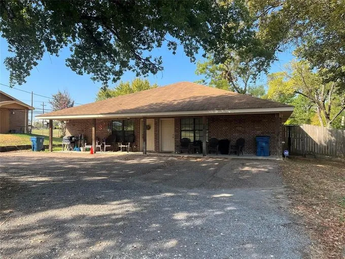 224 Fairfield Street, Buffalo, TX 75831 for Sale