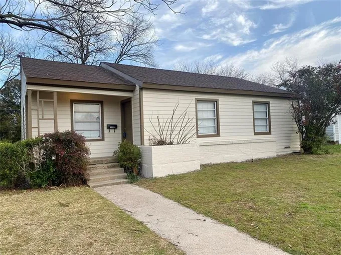 2405 Glengariff Dr, Dallas, TX 75228 for Sale