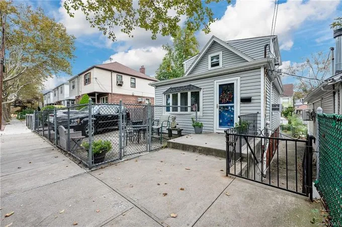 730 Throgs Neck Expressway for Sale