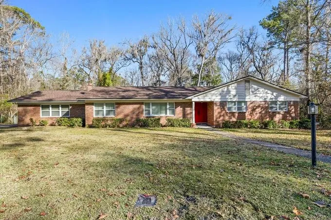 9230 NW 10th Pl, Gainesville, FL 32606 - MLS GC519030 for Sale