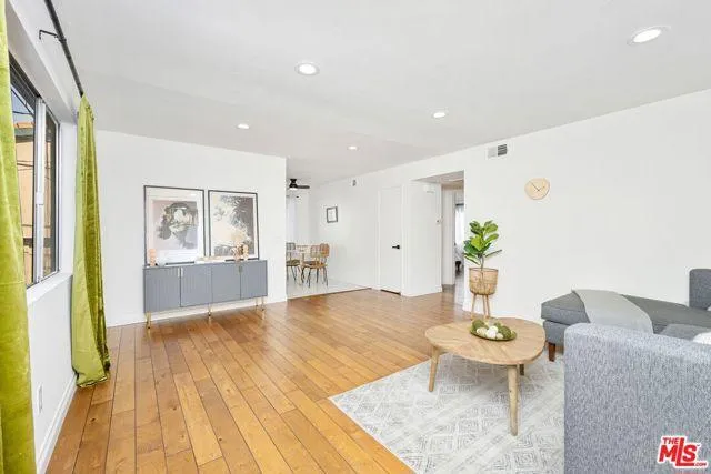 1901 Vine 7, Alhambra CA 91801 for Sale