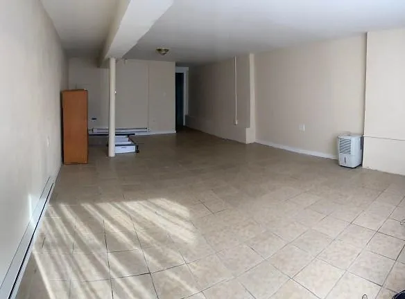 42 E Washington St unit 42-4 - Hagerstown, MD 21740 - Home For Rent