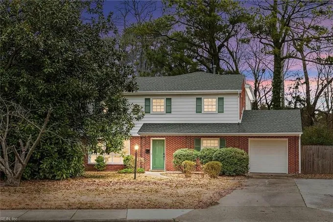 2 MACIRVIN DR, Newport News, VA 23606 Single Family Residence For Sale  MLS# 10518367