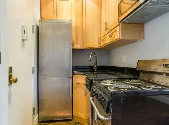 330 East 35th Street - New York, NY 10016 - Home For Rent