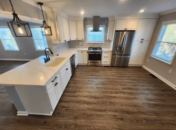 420 E Arctic Ave - Folly Beach, SC 29439 - Home For Rent