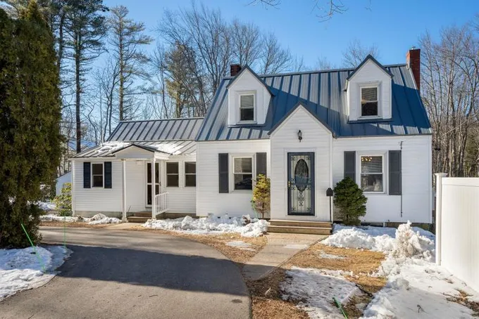 69 Ocean House Road, Cape Elizabeth ME 04107 for Sale
