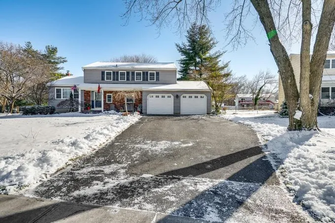 11 Karen Street, Kendall Park, NJ 08824 for Sale