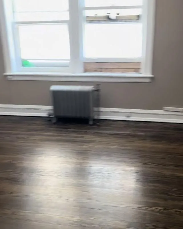 Rental listing in Evanston, North Suburbs. Contact the landlord or property manager direct about rental.