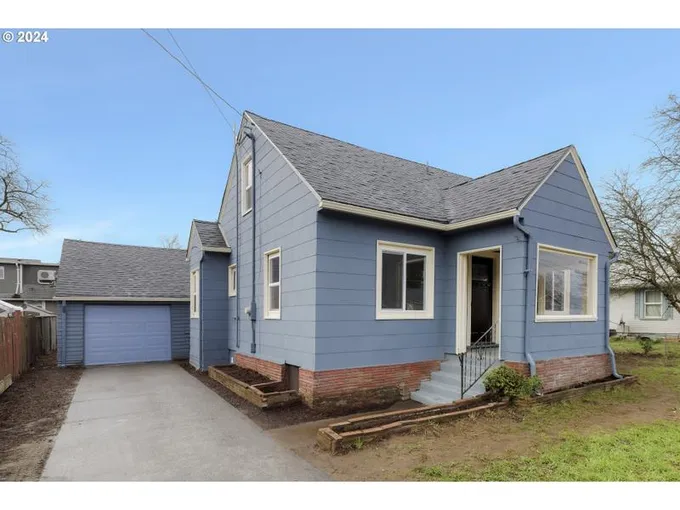 5924 SE OGDEN ST, Portland OR 97206 for Sale