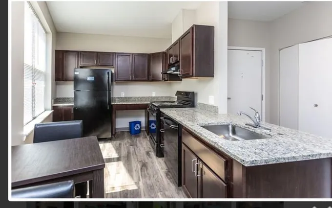 Rental listing in University, Cleveland. Contact the landlord or property manager direct about rental.