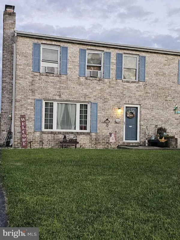 191 FAITH CIR, CARLISLE, PA 17013 Townhouse For Sale  MLS# PACB2027890