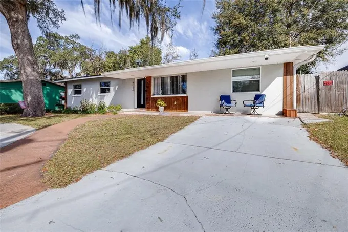 4014 E Hanlon St, TAMPA, FL 33617  MLS# T3504103 for Sale
