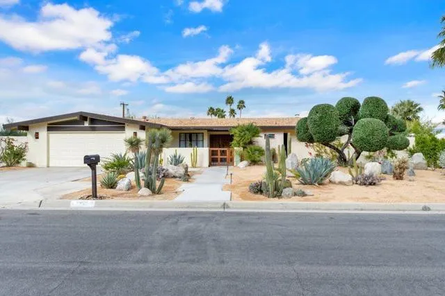 73520 Joshua Tree, Palm Desert CA 92260 for Sale