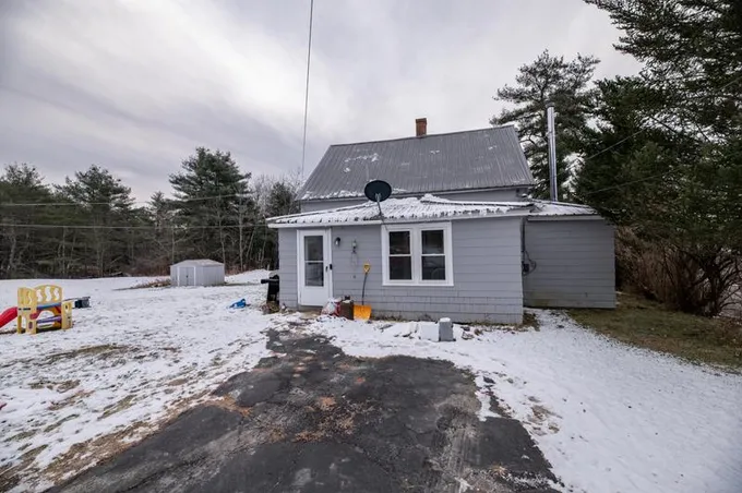 528 Cony Road, Chelsea ME 04330 for Sale