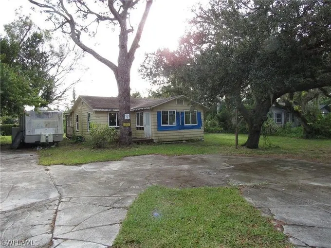 North Fort Myers, Lee County, FL House for sale Property ID: 418747675