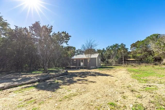 476 Northeast, Bandera, TX 78003 for Sale