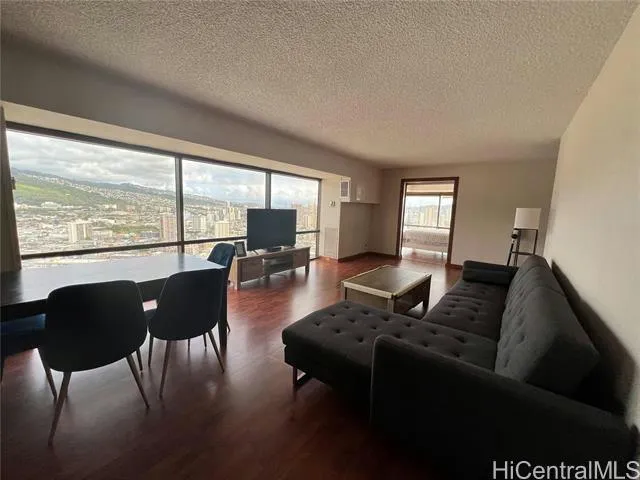 1750 KALAKAUA AVE APT 3703, Honolulu, HI 96826 Condo/Townhouse For Sale  MLS# 202402923