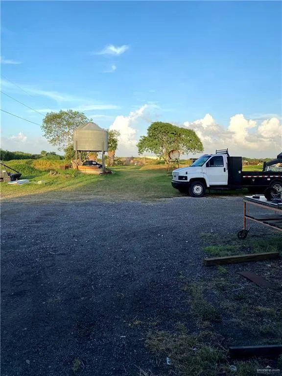 21727 N Expressway 77 Highway, Combes, TX 78535 for Sale