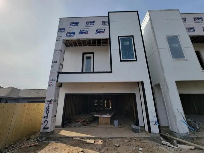 7810 Jester St, Houston, TX 77051 for Sale