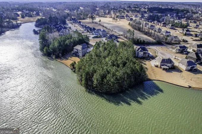 2485 Lake Erma Dr, Hampton, GA 30228 - MLS 10245992 for Sale