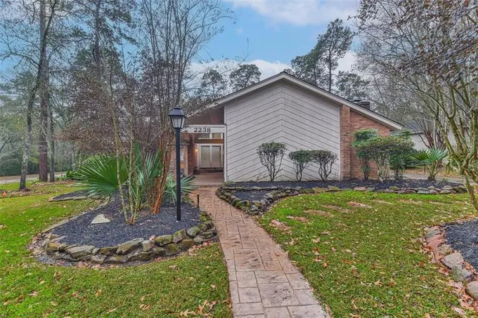 2238 Tangle Lake Dr, Houston, TX 77339 for Sale