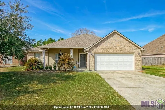 26131 GLENBROOKE DR, Denham Springs, LA 70726 Single Family Residence For Sale  MLS# 2024001592
