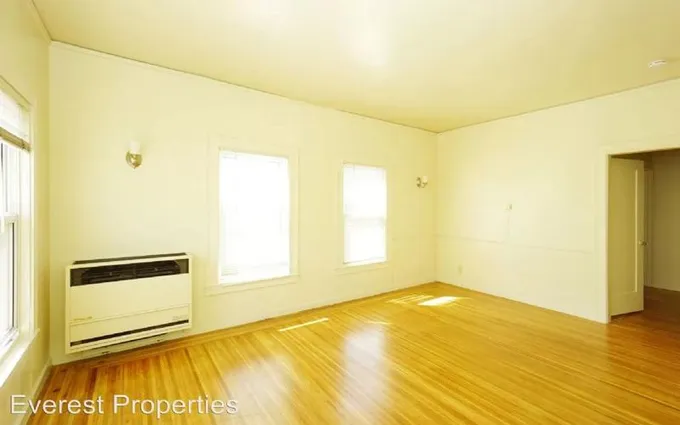 Rental listing in Berkeley, Alameda County. Contact the landlord or property manager direct about rental.