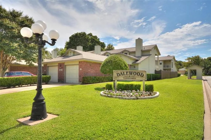 9514 Woodvale Dr A, Austin, TX 78729 for Rent