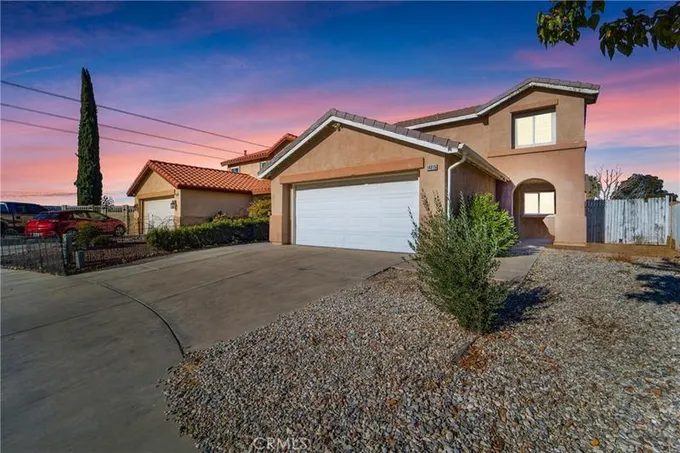 14815 Hidden Rock Court, Victorville, CA 92394 for Sale