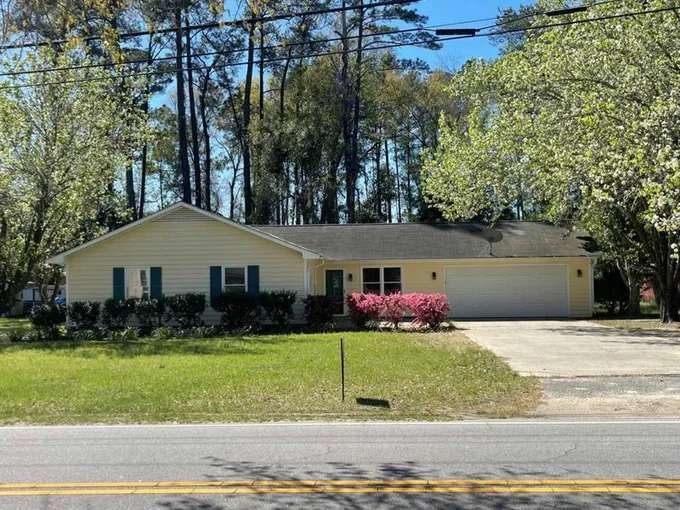 125 DANDRIDGE RD, Walterboro, SC 29488 Single Family Residence For Sale  MLS# 24002797