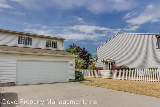 800 SE 152nd Avenue - B  800 SE 152nd Avenue for Sale