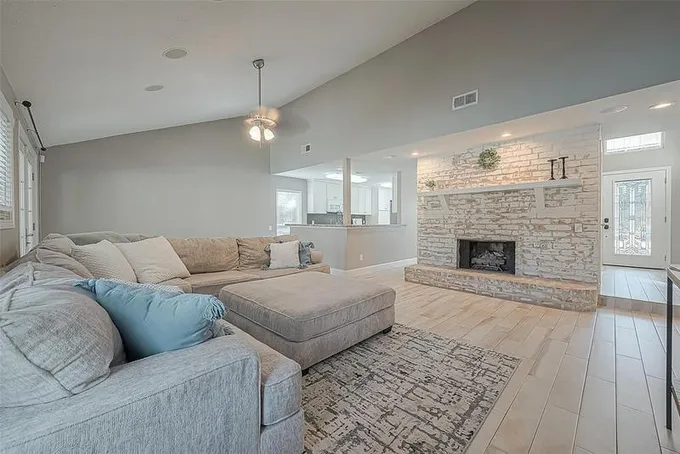 15806 Jersey Dr, Jersey Village, TX 77040 for Sale