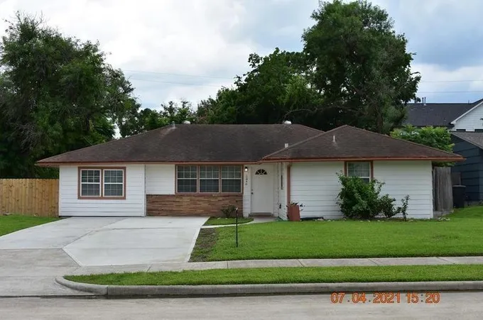 5346 Windswept Ln, Houston, TX 77056 - MLS 25951839 for Rent