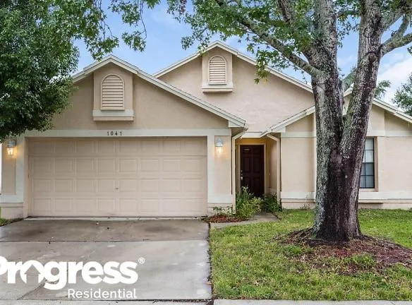 1041 Vernon Loop - Oviedo, FL 32765 - Home For Rent