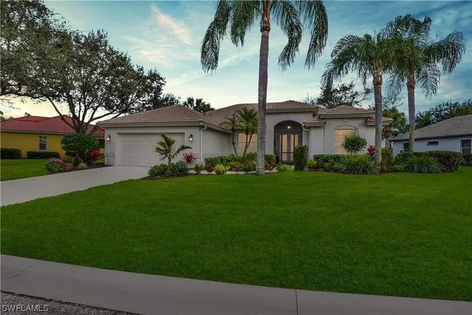 Fort Myers, Lee County, FL Lakefront Property, Waterfront Property, House for sale Property ID: 418880638