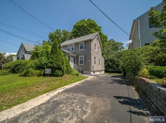 505 Broad Ave - Leonia, NJ 07605 - Home For Rent