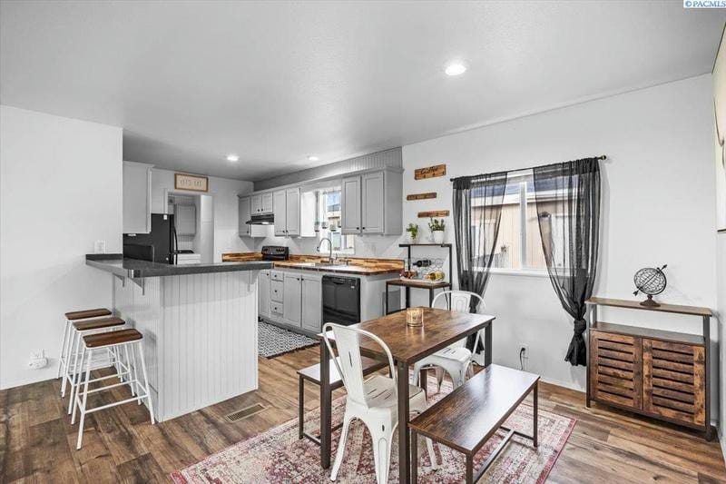 200802 E GAME FARM RD, Kennewick, WA 99337 Manufactured Home For Sale