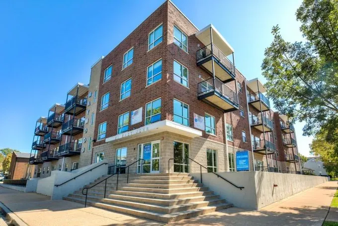Furnished Champaign, Champaign County room for rent in 2 Bedrooms, Apartment for 700 per month. Room ID 4739542