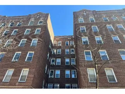 72nd St Apt 5h for Sale