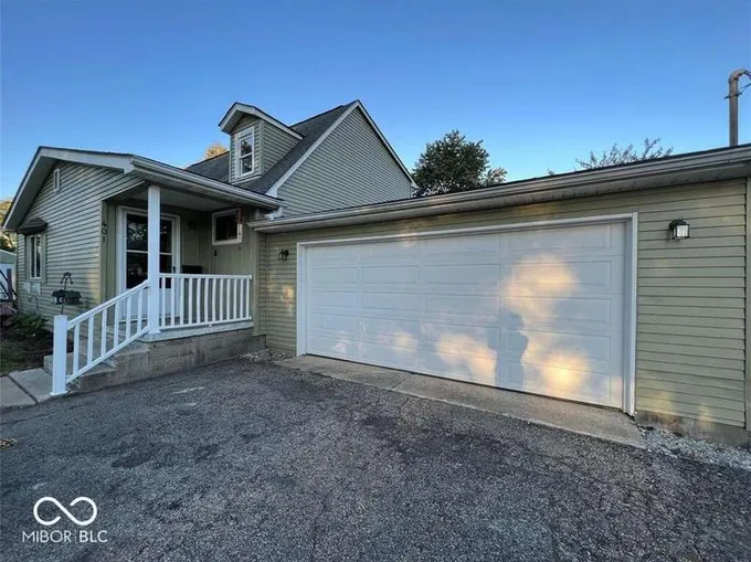 401 Illinois Street, Fortville, IN 46040  624463784 for Sale