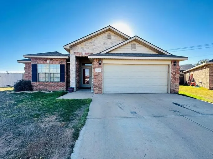 202 Cabrillo Dr, Odessa, TX 79765 for Sale