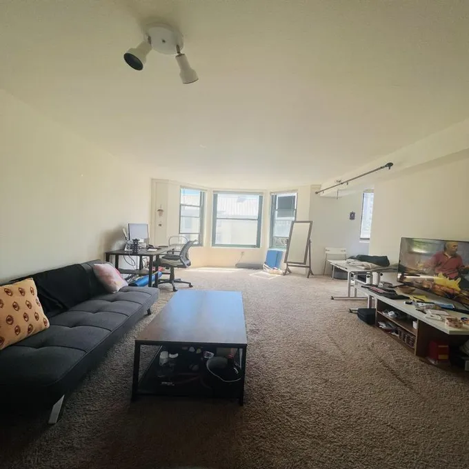 Rental listing in Western Addition, San Francisco. Contact the landlord or property manager direct about rental.