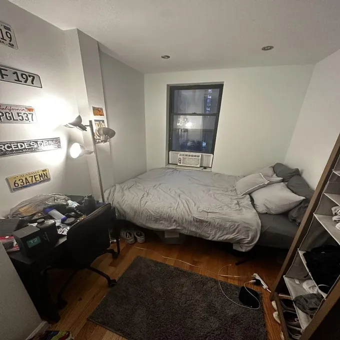 Furnished Upper West Side, Manhattan room for rent in 4 Bedrooms, Apartment for 1287 per month. Room ID 4739549