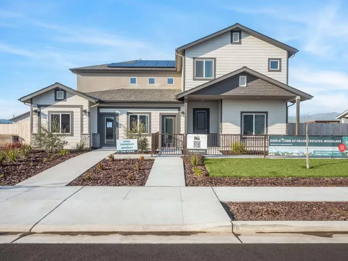 510 W Tule Avenue, Woodlake, CA 93286  624307636 for Sale