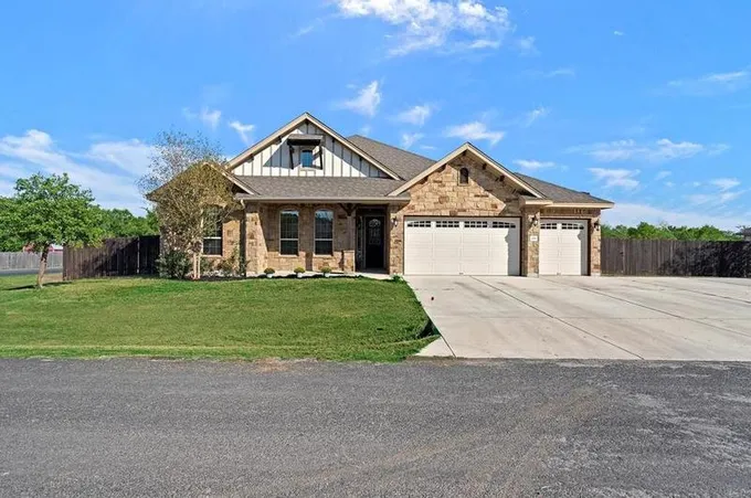 201 Bell Meadows Dr, Hutto, TX 78634 - MLS 1479144 for Sale